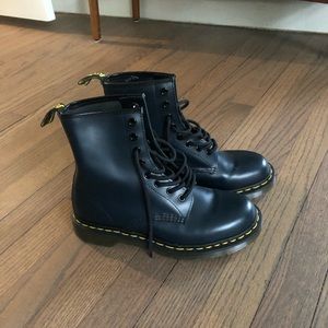 Dr. Martens Combat Boot. Size 7
